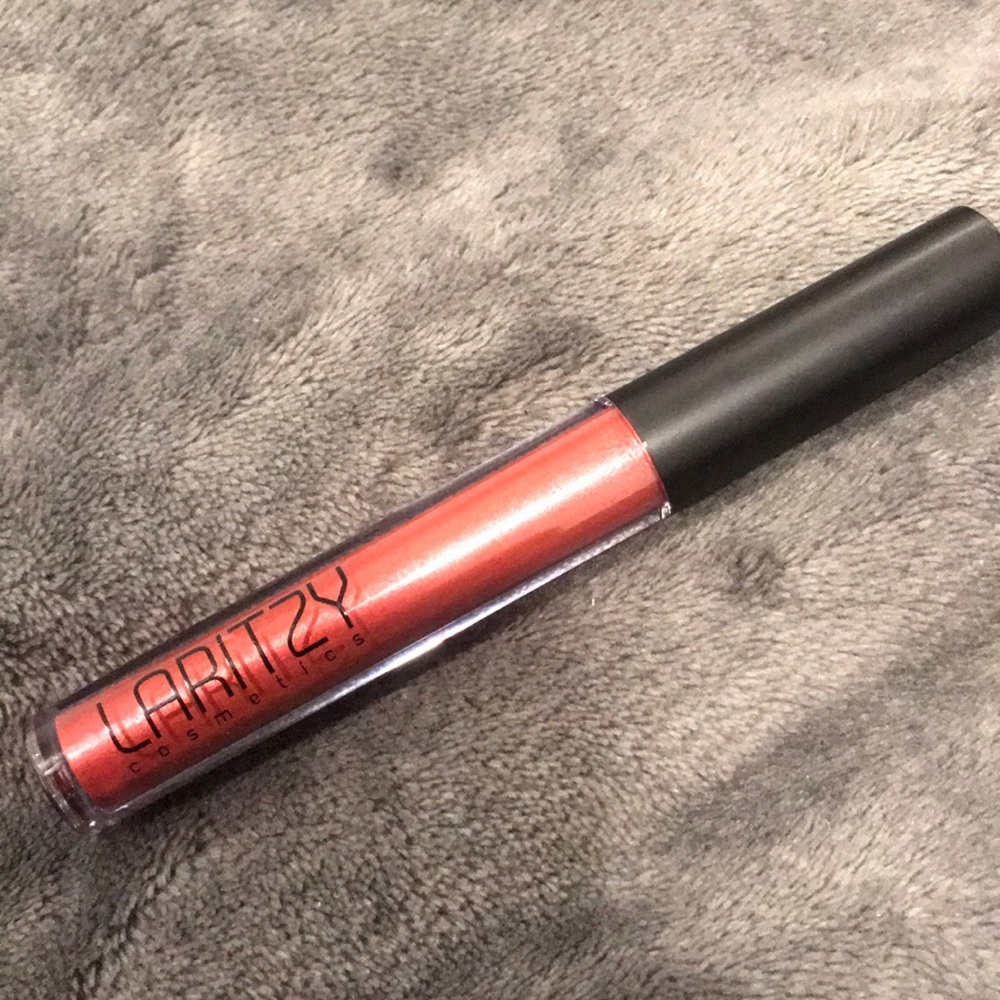Laritzy liquid lipstick